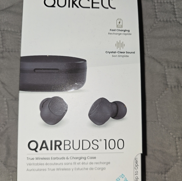 Wireless ear buds - Picture 1 of 3